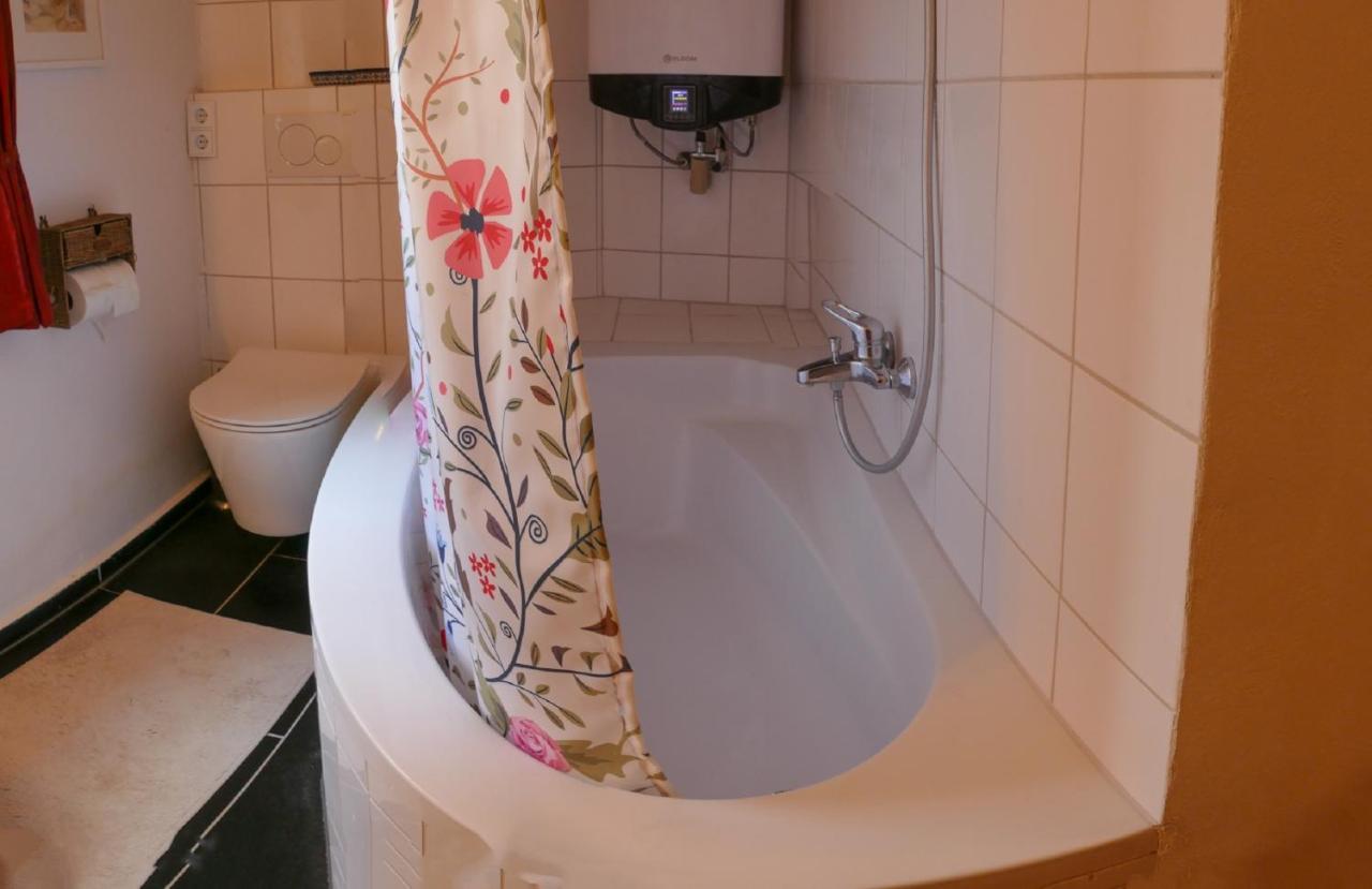 Winterhausen Ferienwohnung Mainromantik מראה חיצוני תמונה